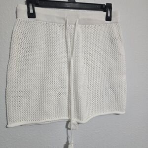 Moon & Madison Ivory Knit Shorts